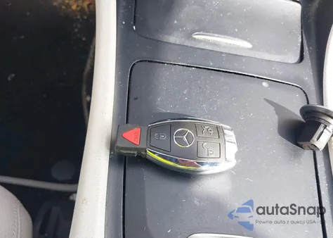 2015 Mercedes-Benz Cla 250 z USA, uszkodzony, nr VIN WDDSJ4EB0FN215208